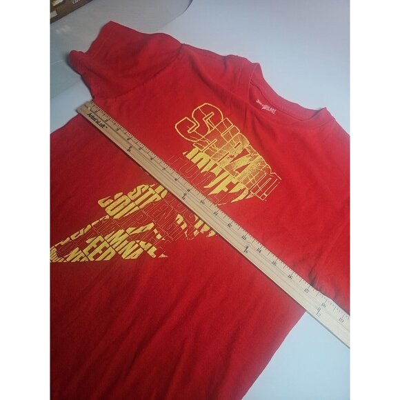 DC Comics Shazam! T-Shirt Red Size Small - Picture 5 of 6
